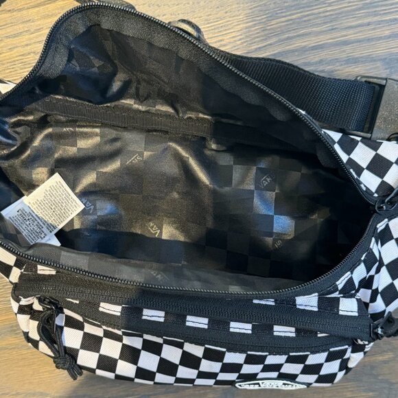 Vans Checkered Crossbody Fannie Pack - Picture 2 of 3